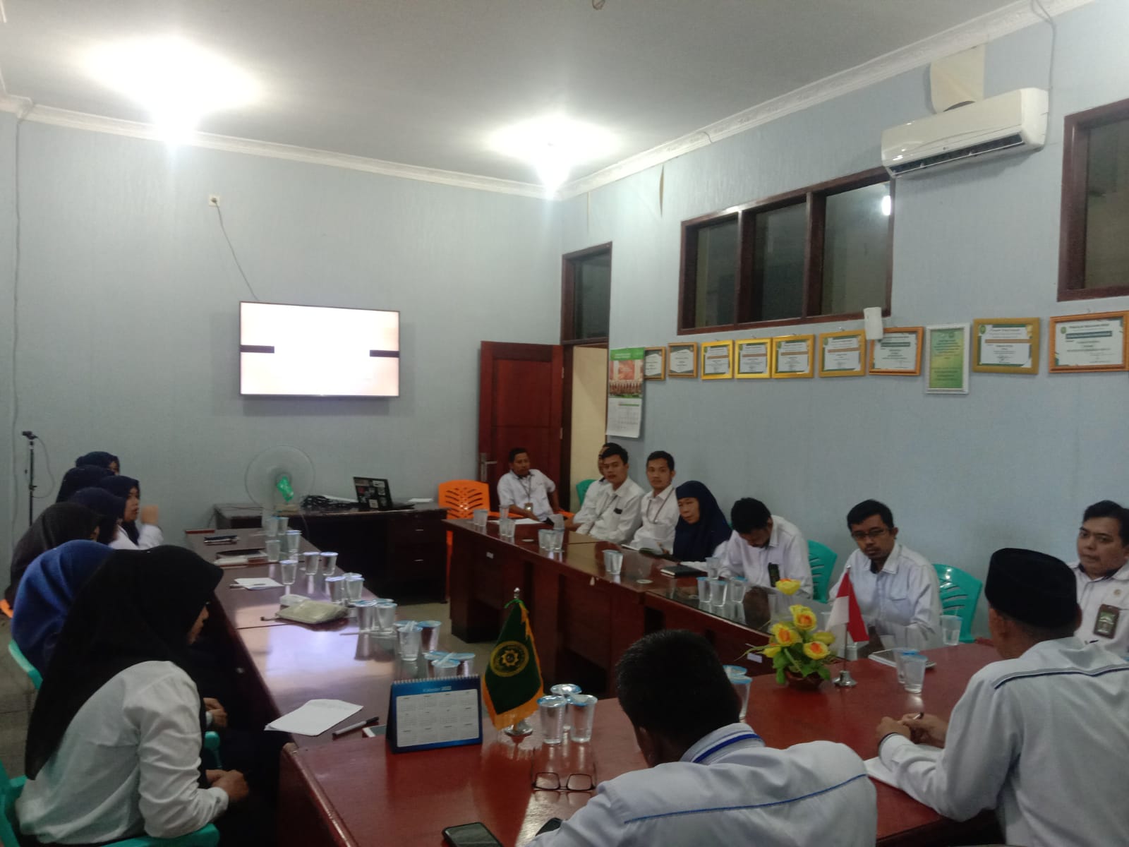 rapatperdanaketuapapanyabunganbaru130320233